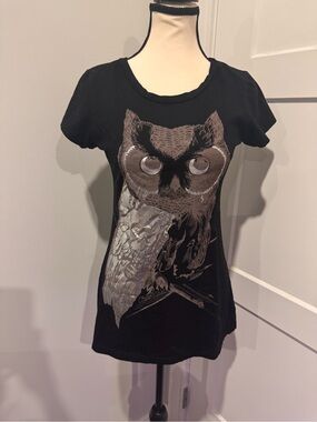 Lauren Moshi Black Tee with Metallic Owl Graphic